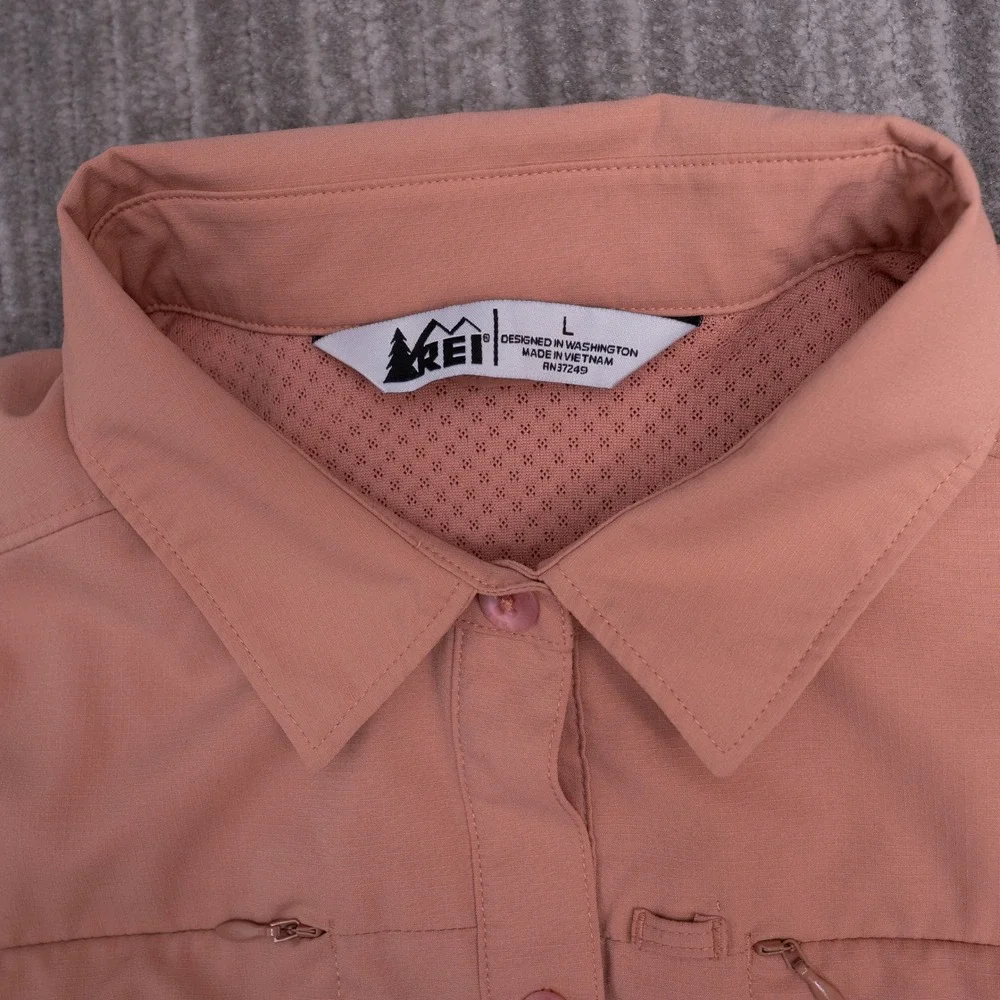 REI Button Down Shirt Womens L Pink Excellent Sahara Hiking Ripstop Long Sleeve